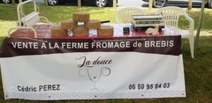 LA DOUCE